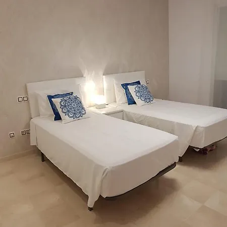 3 Bedroom Duplex Penthouse With Stunning Rooftop Solarium And Views * Marbella