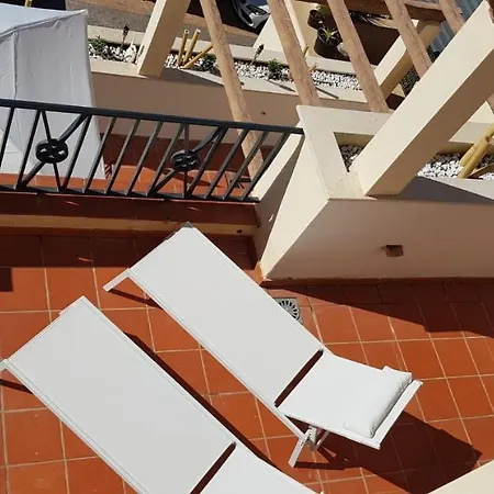 3 Bedroom Duplex Penthouse With Stunning Rooftop Solarium And Views Apartment