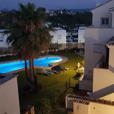 3 Bedroom Duplex Penthouse With Stunning Rooftop Solarium And Views * Marbella